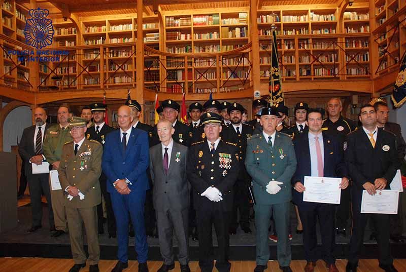 Rodríguez destaca el 40 aniversario de la incorporación de la mujer en la Policía Nacional