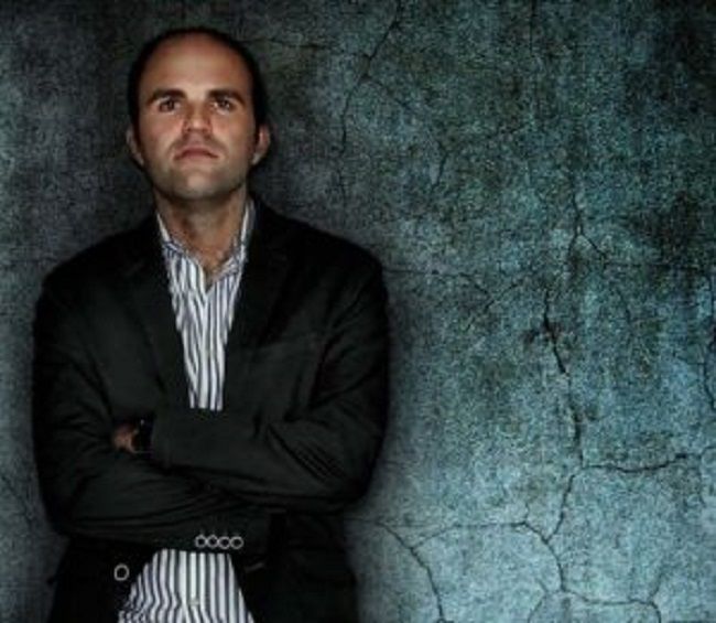 Sergio Vera presenta este jueves en el IES Pedro Mercedes su primera novela 3 Sergio Vera presenta este jueves en el IES Pedro Mercedes su primera novela