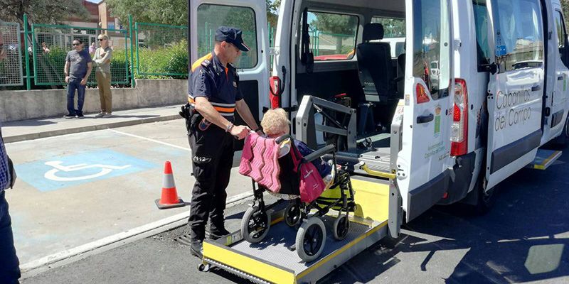 Ya se puede solicitar en Cabanillas transporte especial para acudir al Colegio Electoral el próximo 10 de noviembre
