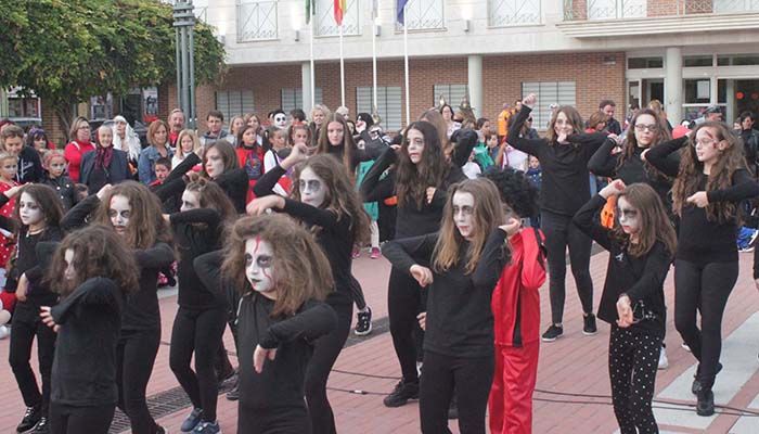 Cabanillas vivió su Halloween más participativo