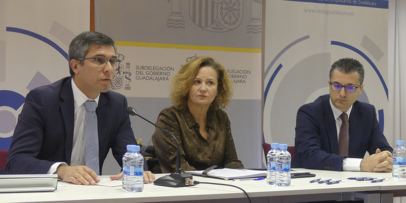 Canales destaca el papel de la formación como “llave que abre nuevas puertas en el mundo laboral”