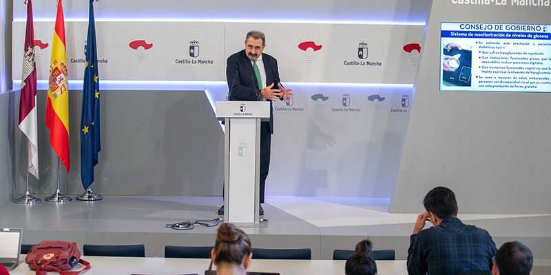 Castilla-La Mancha avanza en la universalización de los sistemas de monitorización de glucosa para personas con diabetes tipo 1