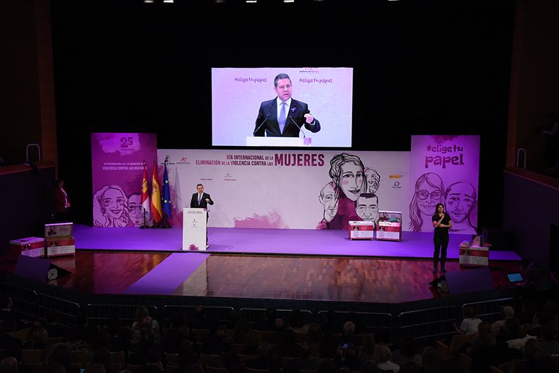 Castilla-La Mancha pide una marea humana que actúe de muro de contención contra la violencia de género