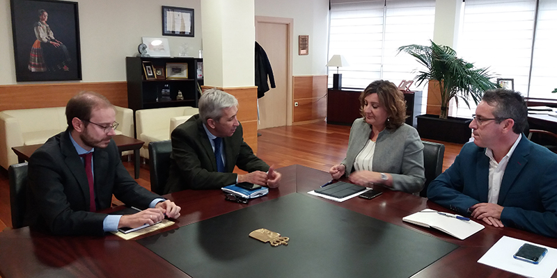 CEAT C-LM traslada a Patricia Franco el papel fundamental de los autónomos en la creación de empleo