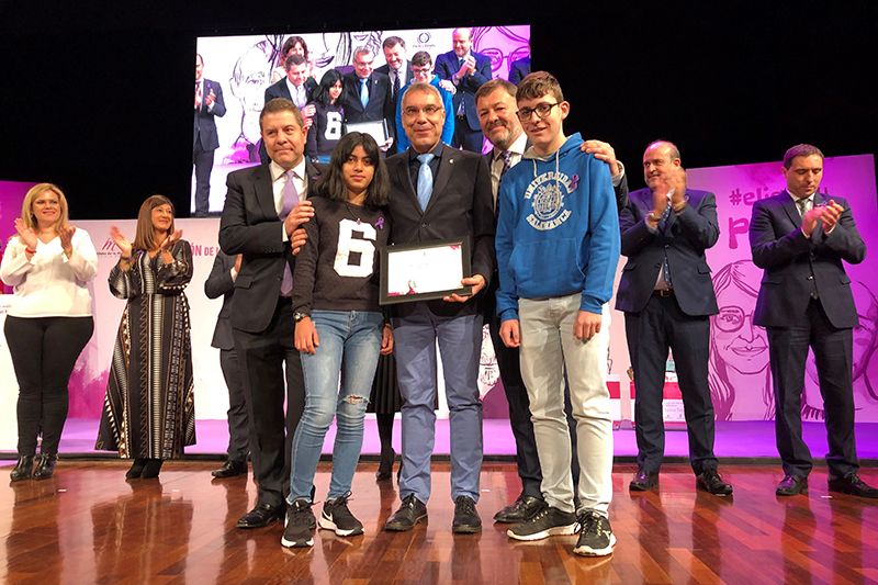 Dolz confirma el compromiso del Ayuntamiento de Cuenca por la erradicación de la violencia de género