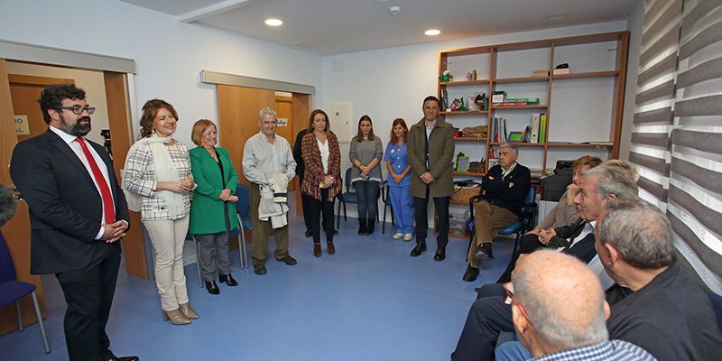 El Gobierno regional reconoce la labor de las personas cuidadoras que atienden a las personas mayores o en situación de dependencia