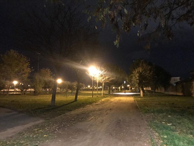 El "parque de los pintores" de Cabanillas ya tiene iluminación nocturna 3 El parque de los pintores de Cabanillas ya tiene iluminación nocturna