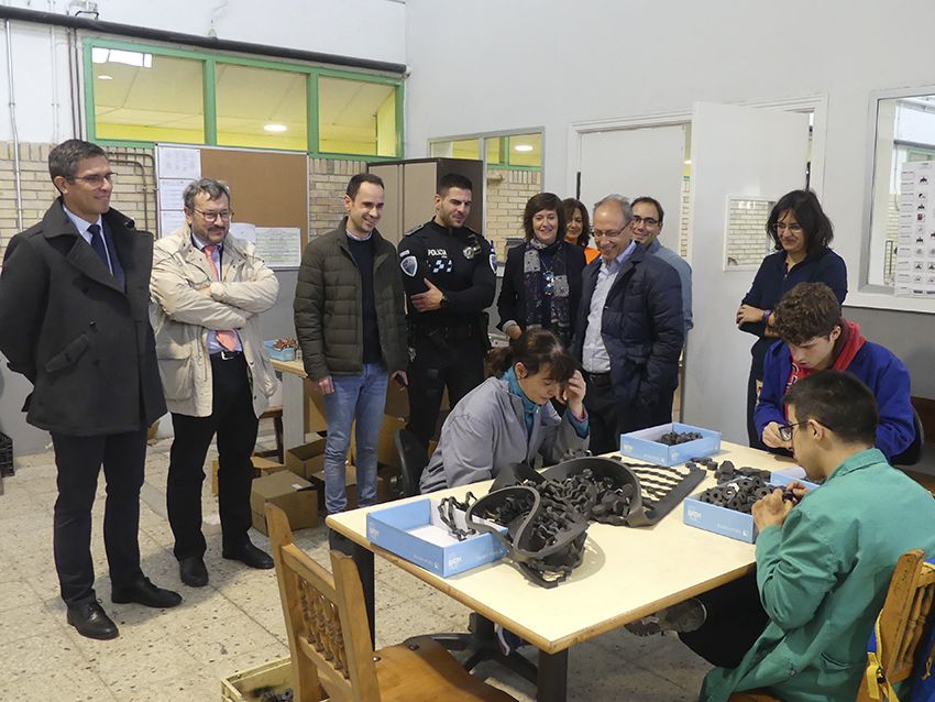 La Jefatura Provincial de Tráfico de Guadalajara forma en educación vial a un centenar de usuarios del centro ocupacional Las Encinas