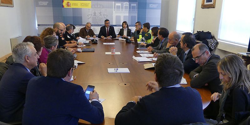 Más de 60 quitanieves, además de otros vehículos auxiliares, estarán disponibles para despejar la red viaria de Guadalajara del hielo y la nieve