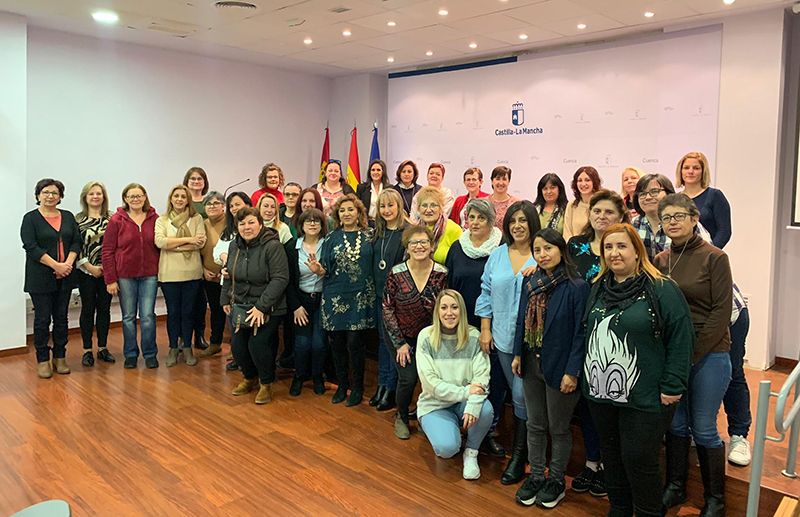 Más de un centenar de personas participan en Cuenca en las jornadas de formación para profesionales de las viviendas de mayores