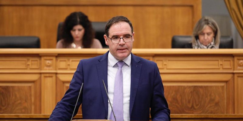 Prieto señala que Page “no es de fiar” y que ya empezó su guerra contra la enseñanza concertada en 2016 para agradar a Podemos