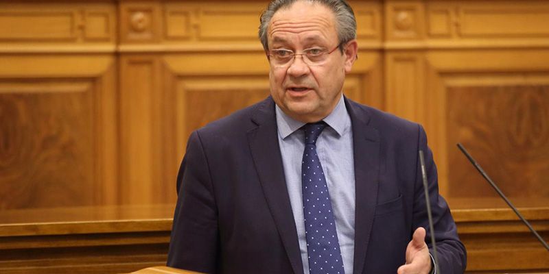 Ruiz Molina, a favor de rehabilitar instalaciones de la Guardia Civil con la condición de aumentar el personal de las Fuerzas y Cuerpos de Seguridad del Estado