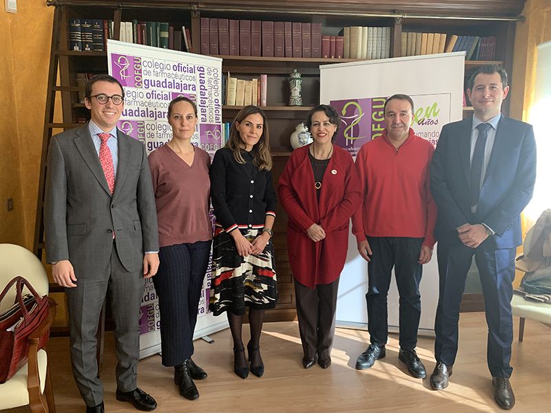 Valerio y Zapata se reúnen con el Colegio Oficial de Farmecéuticos de Guadalajara