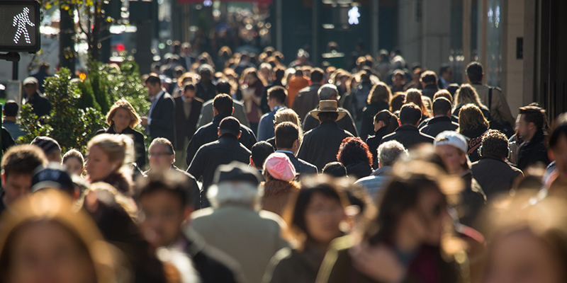 ¿A cuántas personas conoces? Los españoles, de media, a 536 1 ¿A cuántas pesonas conoces Los españoles, de media, a 536
