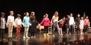 Cabanilandia Teatro con mensaje, por la Igualdad en el juego infantil