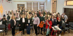 Dos alumnos de la Facultad de Educación de Ciudad Real llevan la cultura y la lengua española a colegios de Rumanía 2 Dos alumnos de la Facultad de Educación de Ciudad Real llevan la cultura y la lengua española a colegios de Rumanía