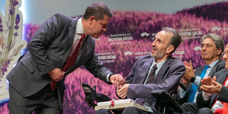 El presidente de Castilla-La Mancha celebra el cumplimiento de sus compromisos sobre plazas residenciales, teleasistencia y ayuda a domicilio