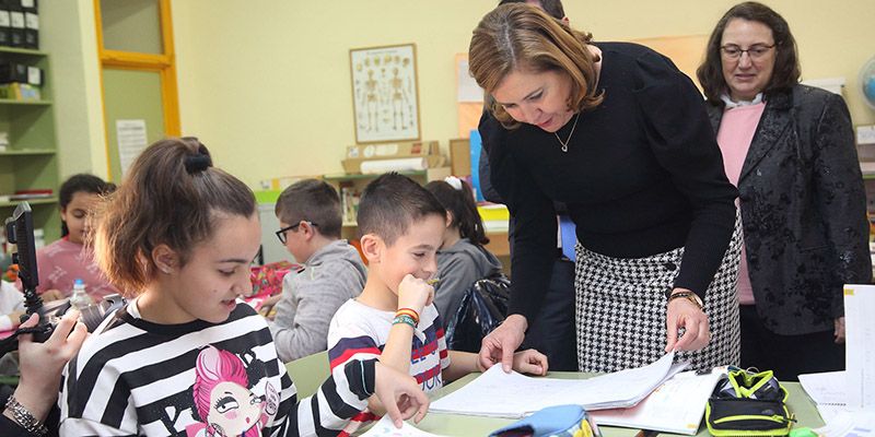 El programa Prepara-T inicia hoy su actividad lectiva con la incorporación de 350 docentes en otros tantos centros de la Comunidad Autónoma