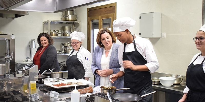 La Junta aumentará la Formación Profesional para el Empleo ligada al sector turístico en el mundo rural