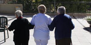 La Junta imparte formación para las profesionales que trabajan en la red de viviendas para mayores de Guadalajara