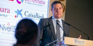 Page entrega los reconocimientos a la ‘Iniciativa Social 2019’ en el Teatro Buero Vallejo de Guadalajara