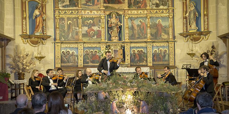 Trillo inicia este puente sus actividades navideñas con una gran pista de patinaje y un concierto de música jazz