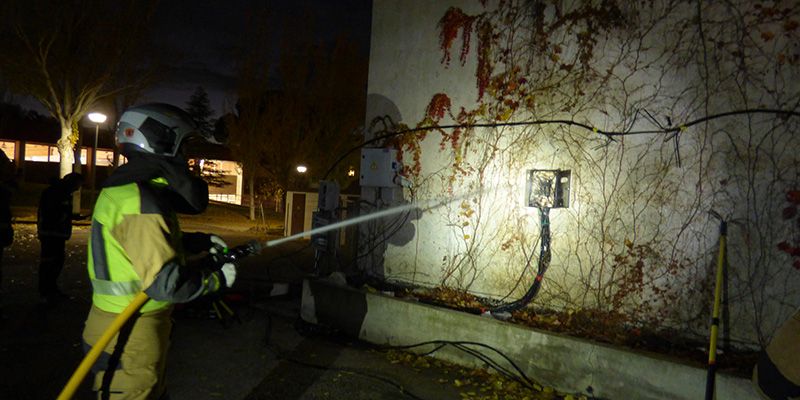 Un total de 20 bomberos de Castilla-La Mancha se forman sobre situaciones en situaciones de riesgo eléctrico