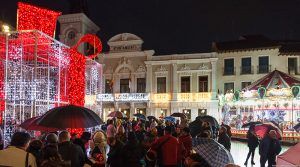Un total de 665.000 bombillas led iluminarán la Navidad de Guadalajara con una gran caja musical en la Plaza Mayor
