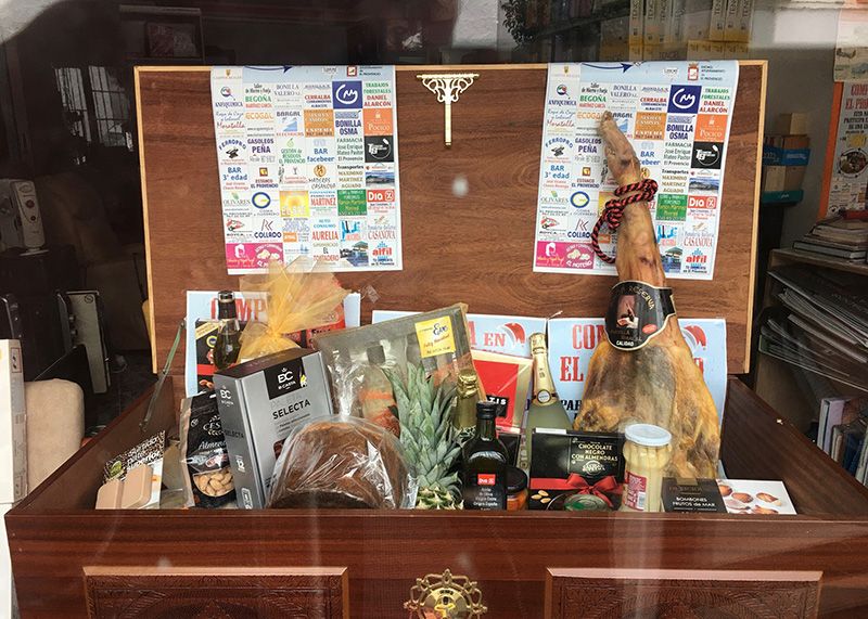 UNICO celebra su campaña de la Gran Cesta de Navidad para estas fechas 3 UNICO celebra su campaña de la Gran Cesta de Navidad para estas fechas