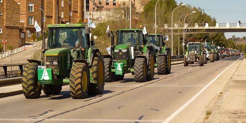 ASAJA, COAG y UPA lanzan un proceso de movilizaciones en toda España