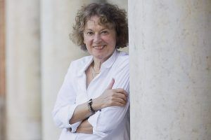 Charla en Cabanillas sobre lectura y narración con la antropóloga francesa Michèle Petit