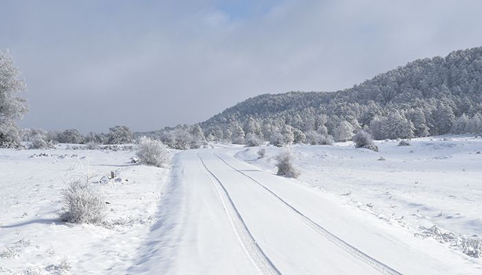 Cortada al tráfico la N-420 entre Cañete y Salvacañete debido a la nieve