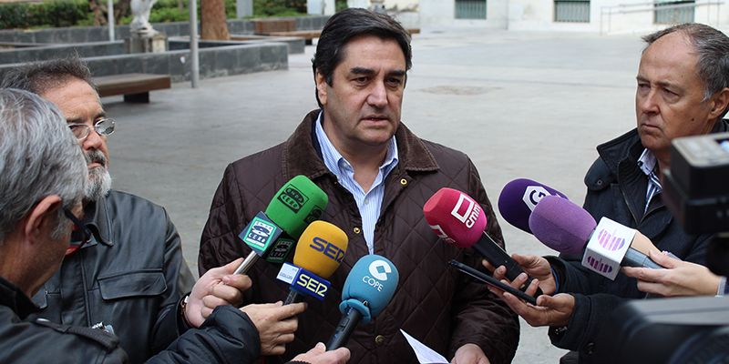 Echániz denuncia que “la única patria de Sánchez es él mismo, sin importarle lo más mínimo acabar con la igualdad entre españoles”