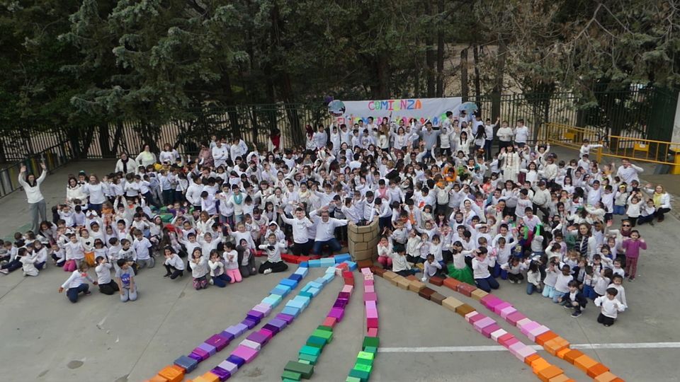El CEIP Santa Ana de Cuenca, por un mundo en paz lleno de colores