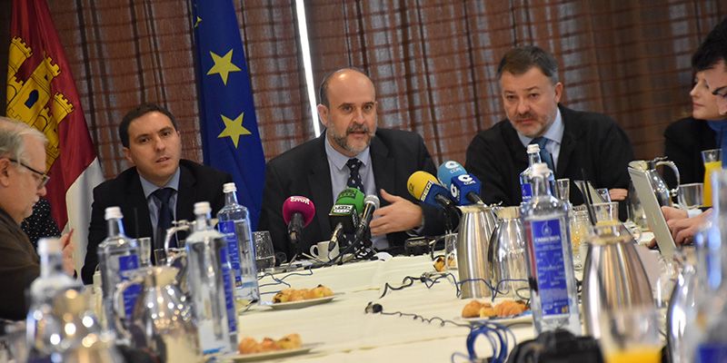 El Gobierno regional encarga un estudio para analizar la viabilidad de unas escaleras mecánicas en el barrio de San Martín de Cuenca 1 El Gobierno regional encarga un estudio para analizar la viabilidad de unas escaleras mecánicas en el barrio de San Martín de Cuenca