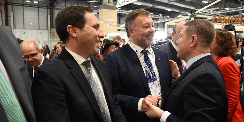 El Gobierno regional llevará un espectáculo de luz y sonido que hará ruta por la ciudad de Cuenca