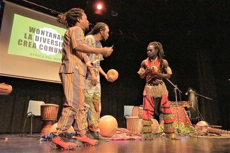 El III "Más música, por favor" de Cabanillas arranca con lleno y ritmos africanos 3 El III Más música, por favor de Cabanillas arranca con lleno y ritmos africanos