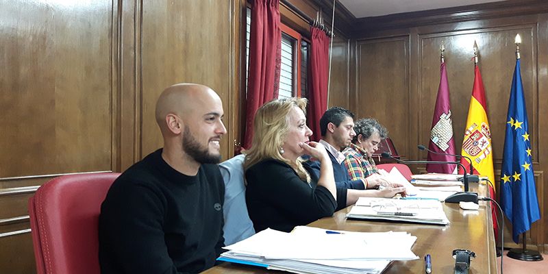 El PP cree que el presupuesto municipal no responde a las necesidades de Azuqueca, “sólo a las de un alcalde que quiere perpetuarse en el sillón”