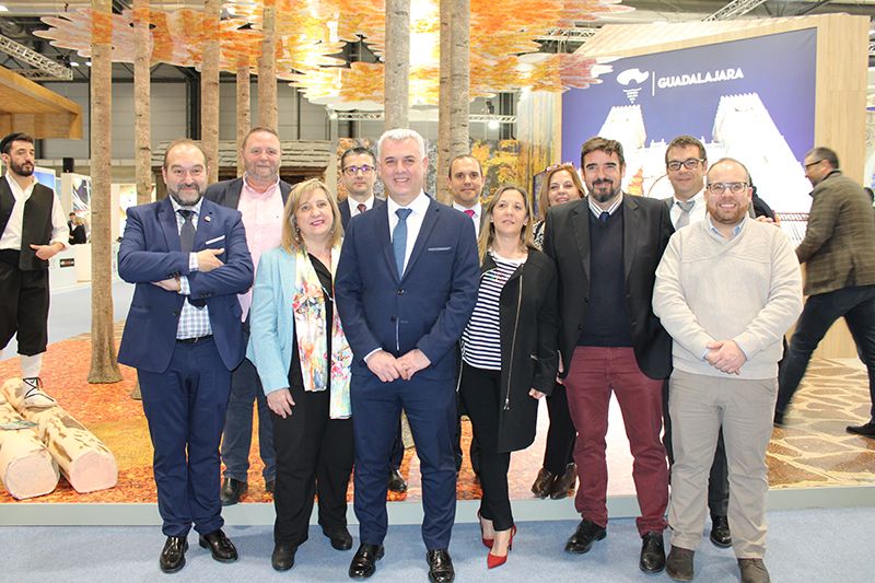 La Federación de Turismo y Hostelería de la provincia de Guadalajara, presente en la inauguración del stand de Castilla-La Mancha en FITUR