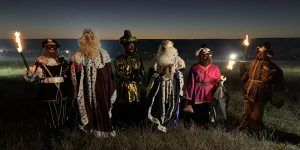 La Junta destaca la implicación del pueblo de Alarilla para conseguir que su Cabalgata Aérea sea un evento único