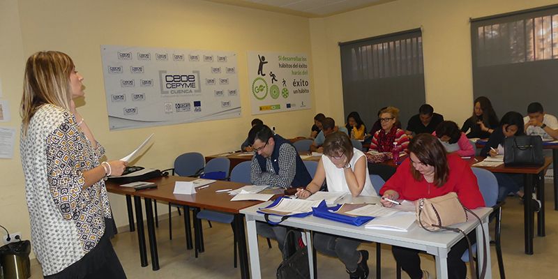 La patronal conquense prepara su oferta formativa para 2020 con 70 cursos