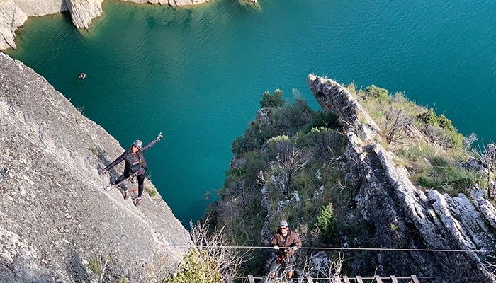 La Vía Ferrata Boca del Infierno de Sacedón, gratis si consumes tres euros o más en el municipio