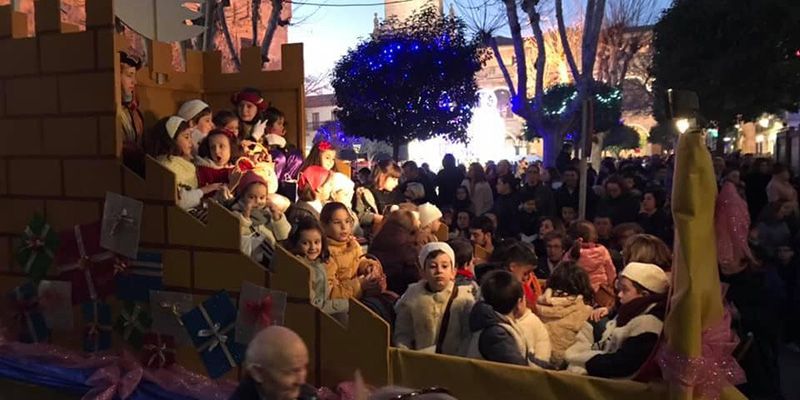 Los Reyes Magos llenan de magia las calles de San Clemente