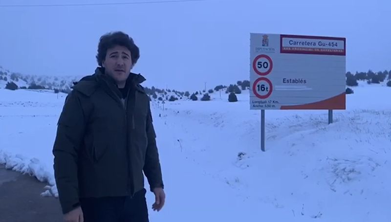 López Maraver denuncia el mal estado de las carreteras provinciales y anuncia medidas para “fortalecer nuestro mundo rural”.