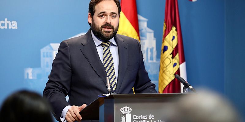 Núñez propone deducciones a las familias numerosas, a la escolarización infantil y una bajada media de 7 puntos del IRPF