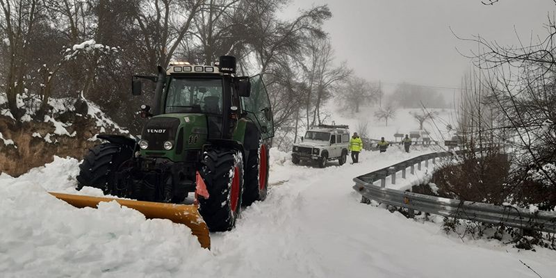 Una treintena de medios materiales han trabajado de manera coordinada para devolver la normalidad a las carreteras de Guadalajara