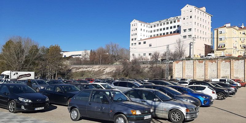 ‘Cuenca, En Marcha!’ denuncia el caos derivado de la construcción del parking de Astrana Marín y señala a PP y PSOE