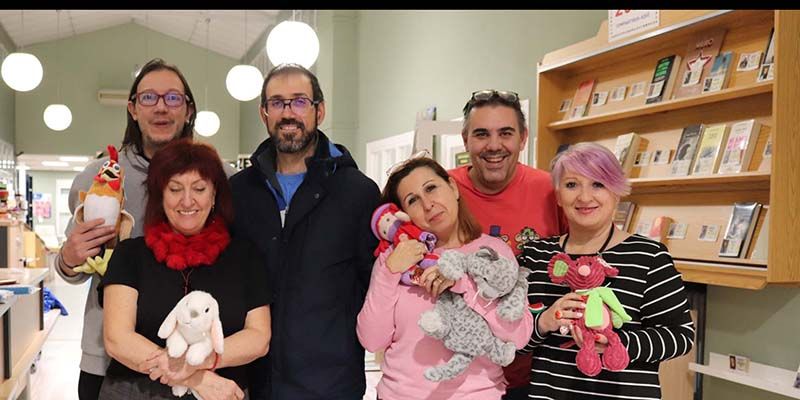 El 2 de marzo, proyección del vídeo de la Fiesta de Pijamas de los Peluches, en la Biblioteca de Cabanillas