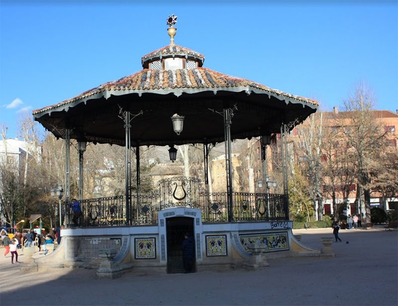 El concurso para remodelar la Plaza de España y su entorno incluirá el Parque de San Julián