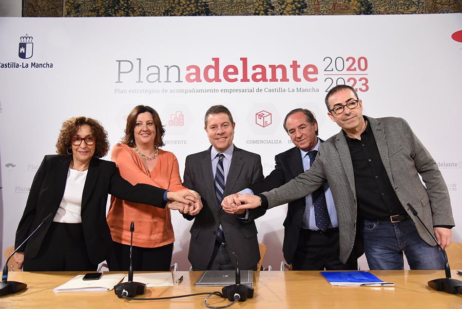 El Gobierno de Castilla-La Mancha y los agentes sociales firman el Plan Adelante 2020-2023 dotado con más de 282 millones de euros